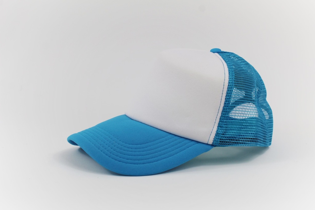 GORRA MALLA TURQUESA-BLANCO    